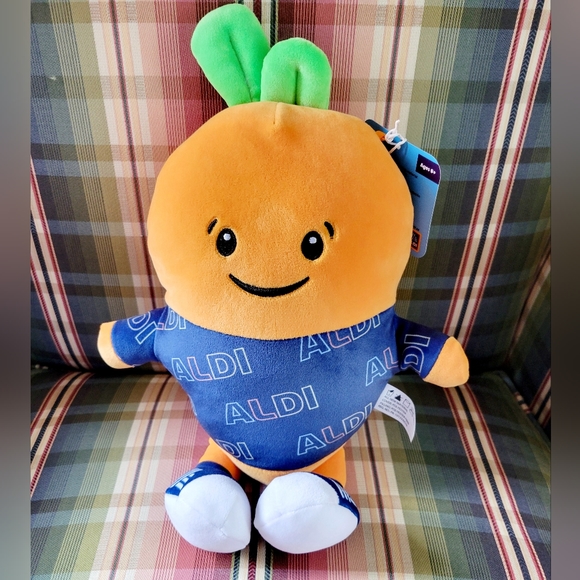 Aldi Other - Aldi Crew Plush NWT - Carrot